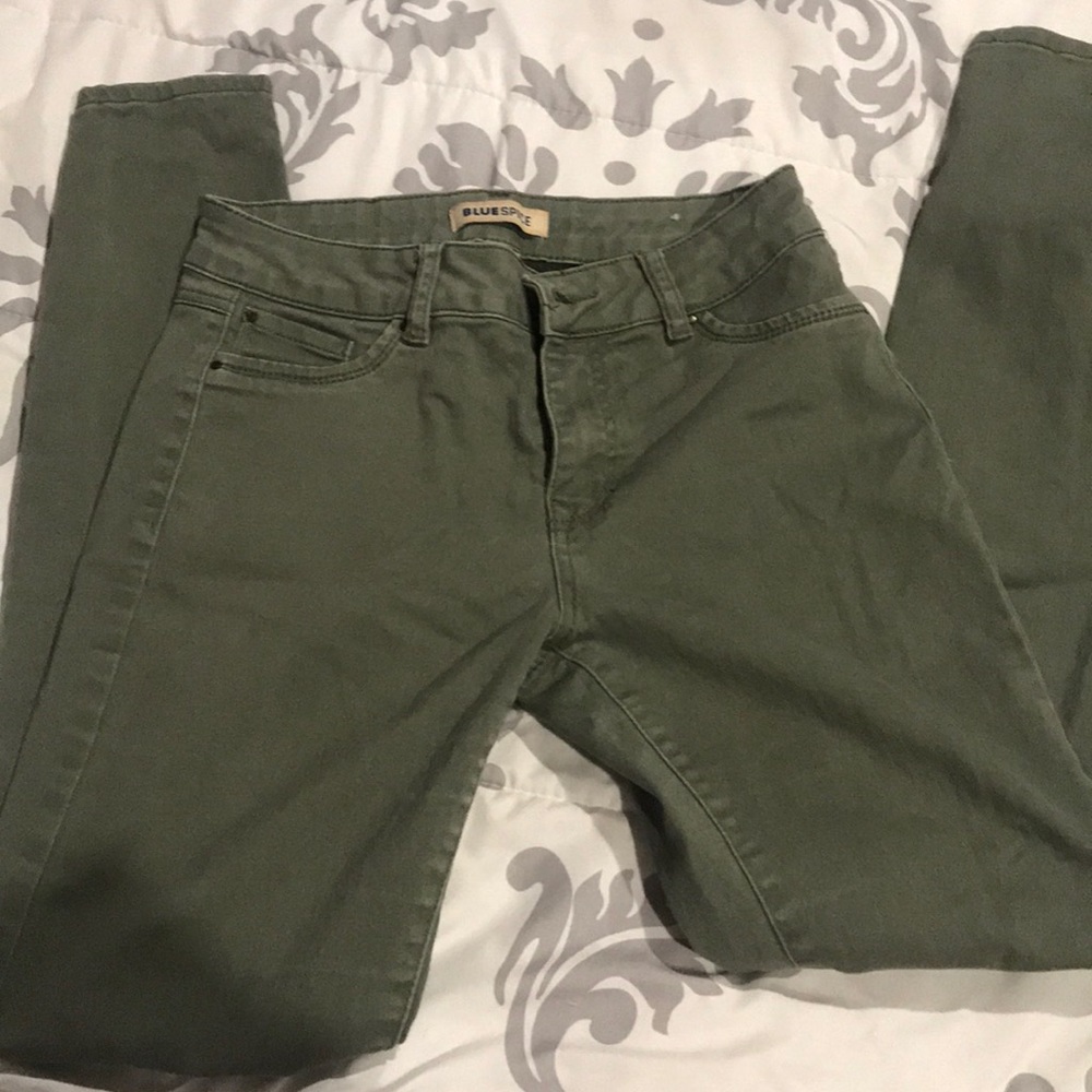 Jeans - Picture 2 of 4